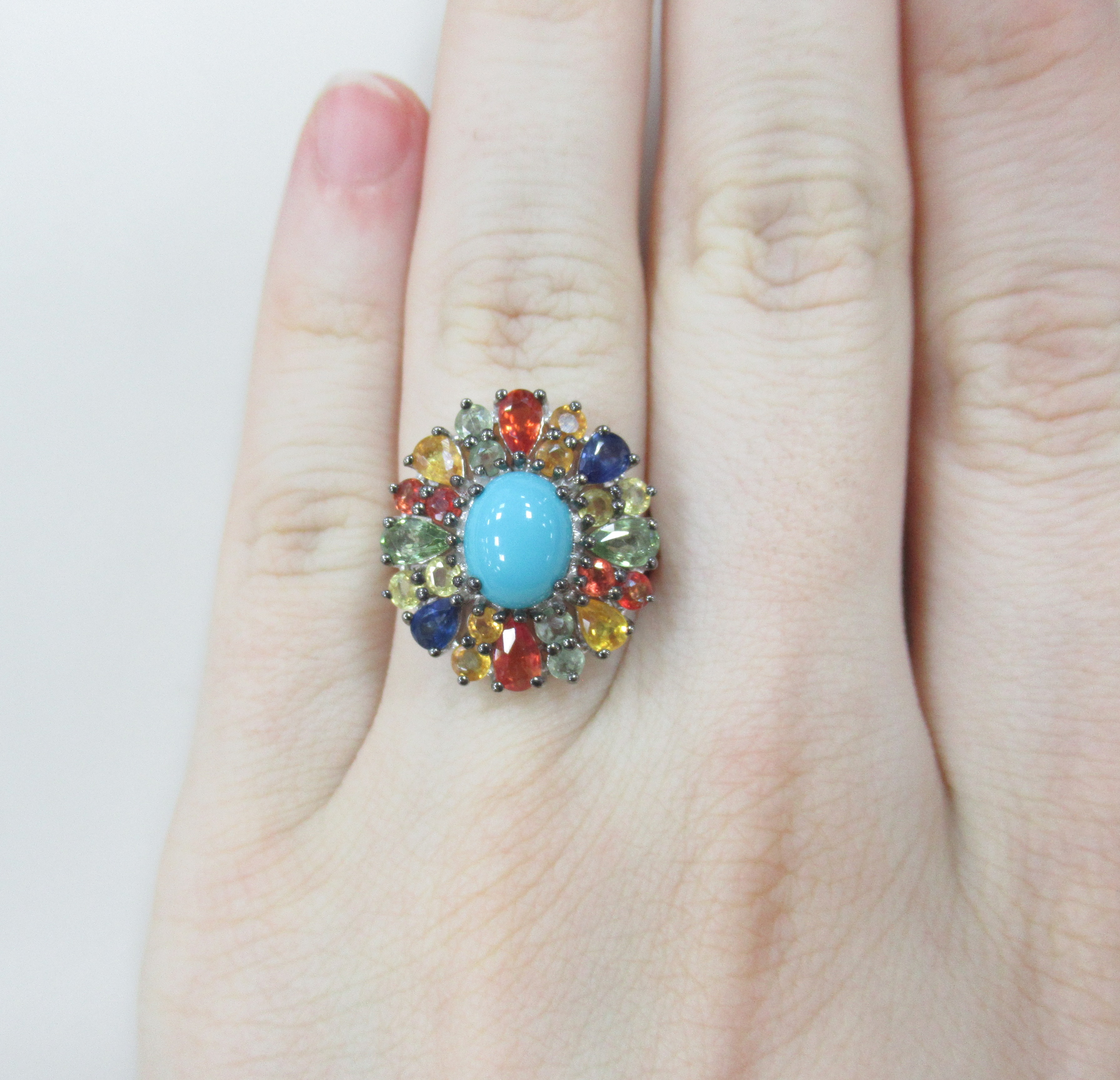 Серебряное кольцо с бирюзой и мультисапфирами